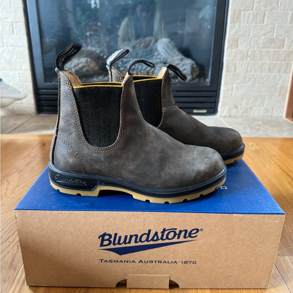 Blundstone 1944 Boots EUC Size 4 AUS/US 5 Men/US 7 Women Rustic Brown
